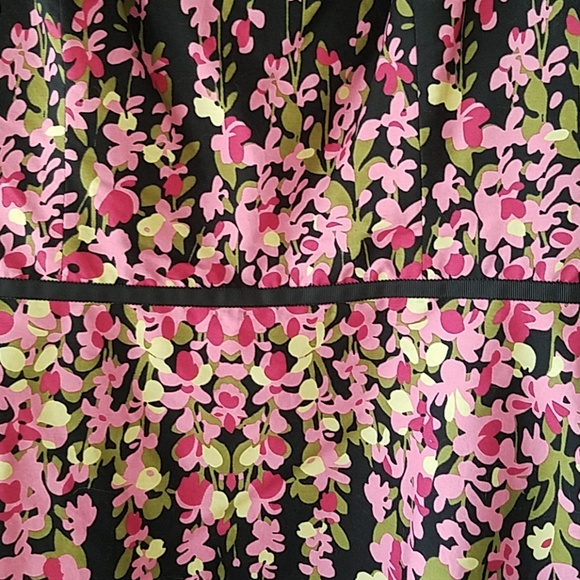 Convertible floral beauty - Picture 2 of 4